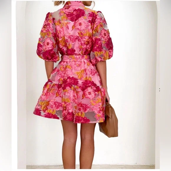 YH & CO PINK FLORAL MINI DRESS WITH PUFFY SLEEVES. SIZE 14/XL - Picture 8 of 16